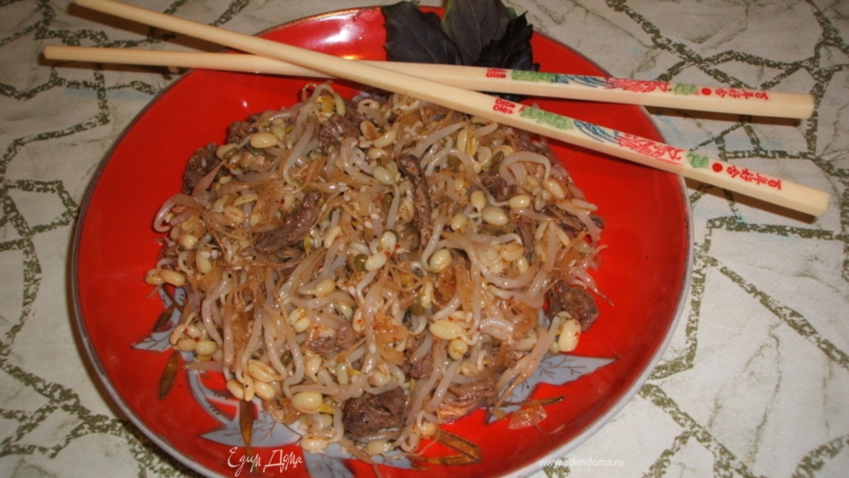 Салат из проросших ростков маша