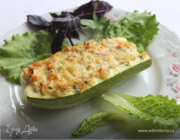 Цукини, фаршированные булгуром и брынзой