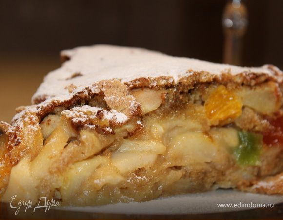 Ржаной яблочный пирог с цукатами Ржаной яблочный пирог с цукатами