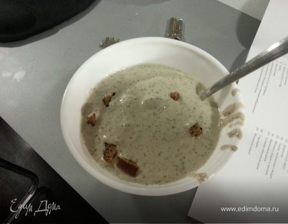 Крем-суп из грибов и курицы в мультиварке