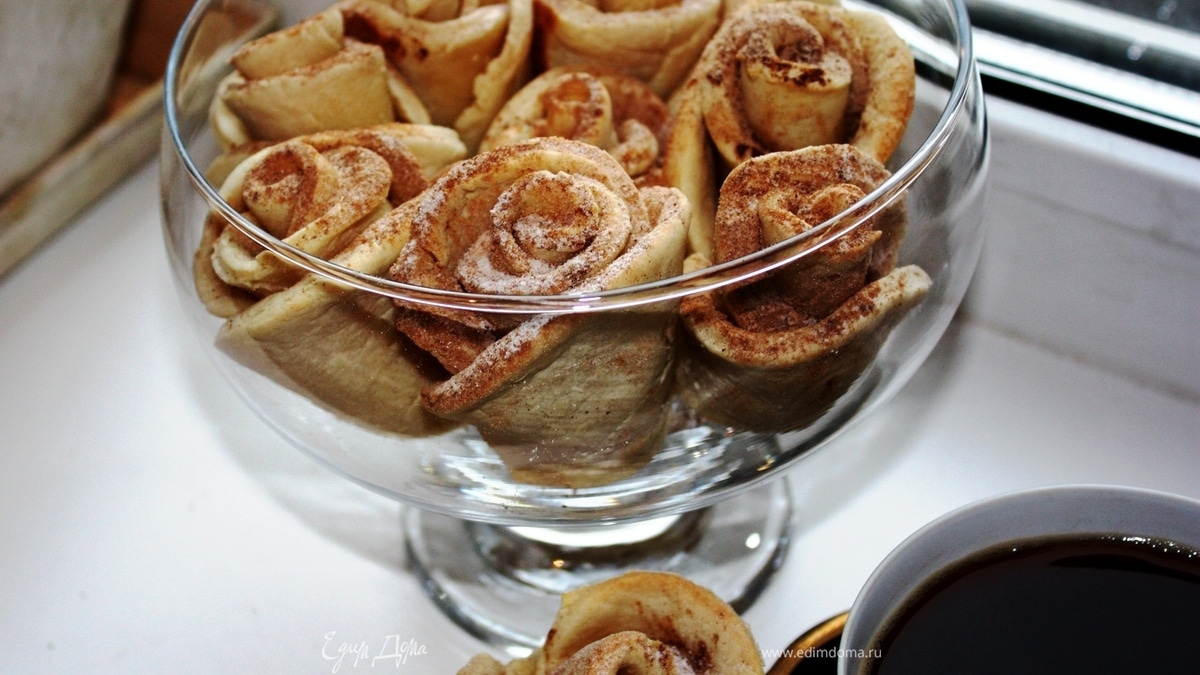 Розочки из творога с корицей