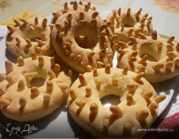 Бублики с кедровыми орехами " ежики"