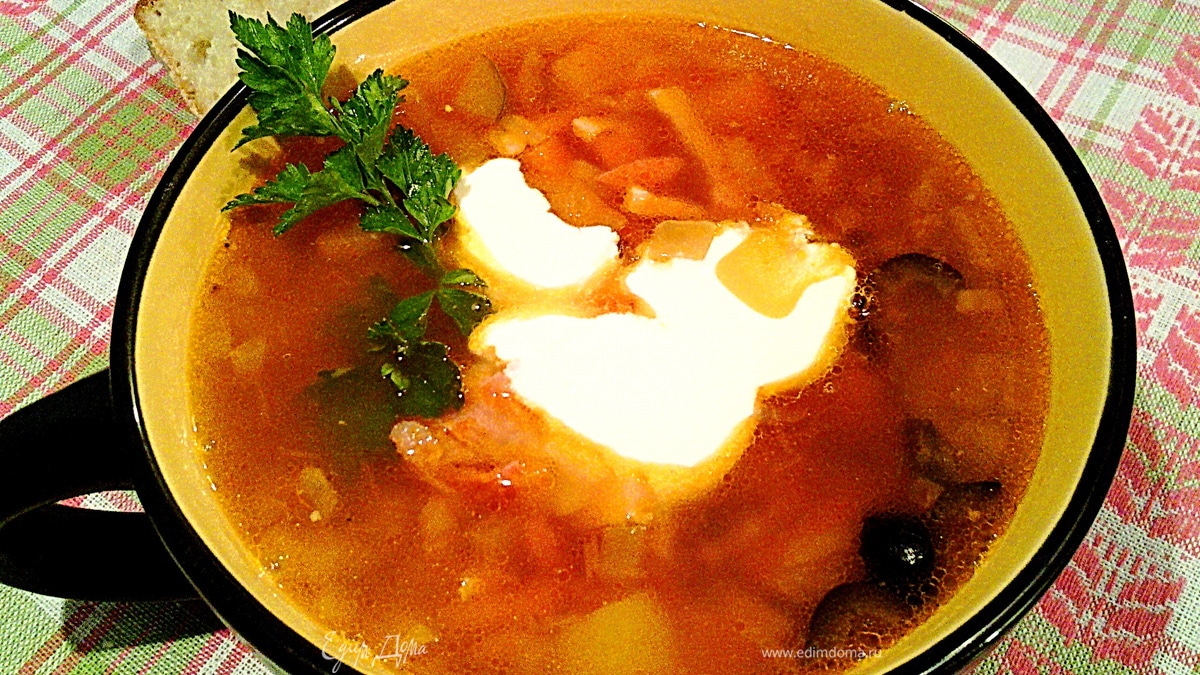 Солянка с печеным перцем