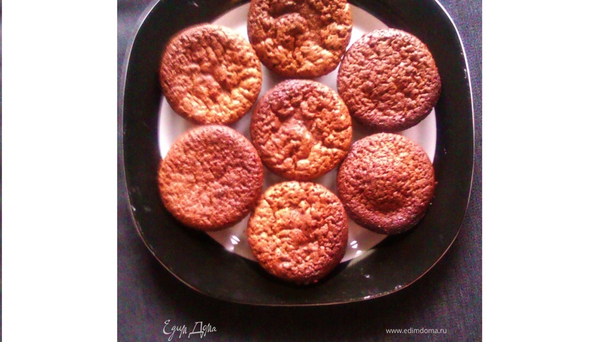 Шварцвальдские шоколадно-ореховые капкейки без муки