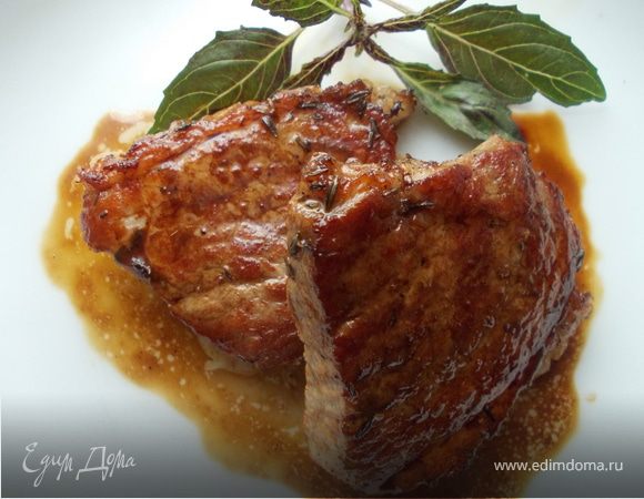 Свинина под коньячным соусом