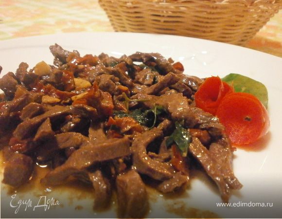 Рагу из сердца с вялеными помидорами