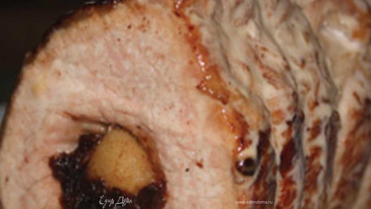 запеченная свинина под ароматным соусом