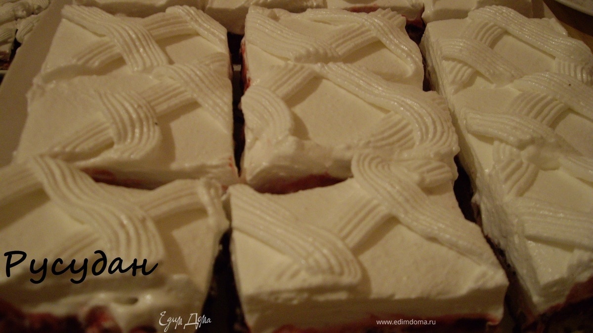 Воздушные полоски с вишней