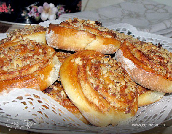 Плюшки с корицей Плюшки с корицей