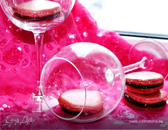 Малиново-ежевичные макарон Малиново-ежевичные макарон