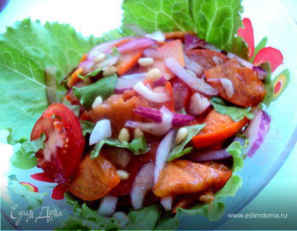 Салат с хурмой