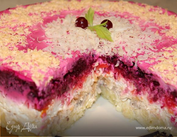 Назад в СССР: Закусочный торт "Сельдь под фруктово-овощной шубой"