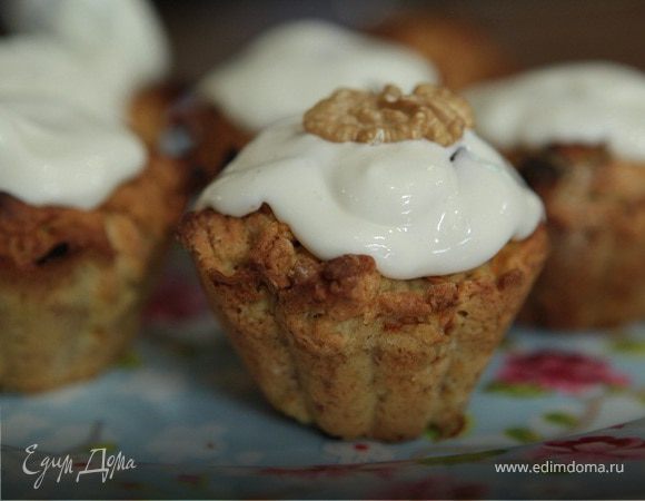 Морковные маффины с грецкими орехами 