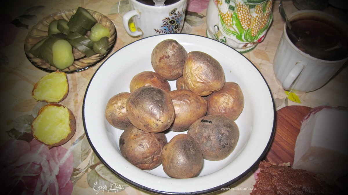 Картошка печеная