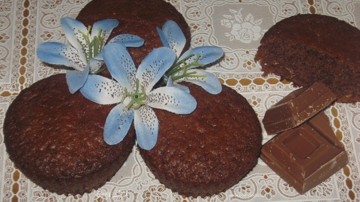 Шоколадные кексы с апельсиновыми цукатами