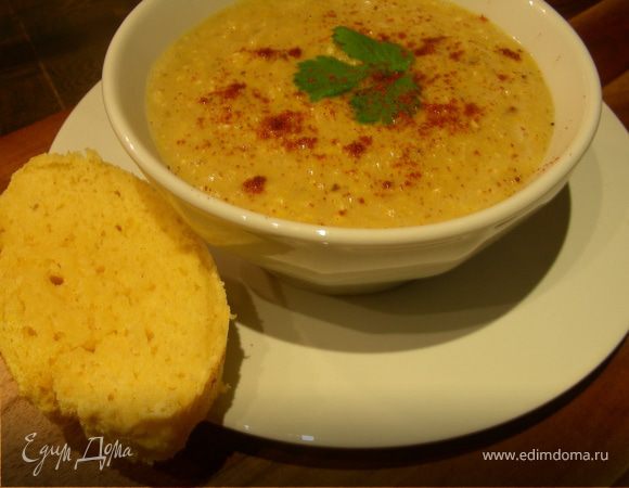 Кукурузный суп-пюре с чили и кориандром