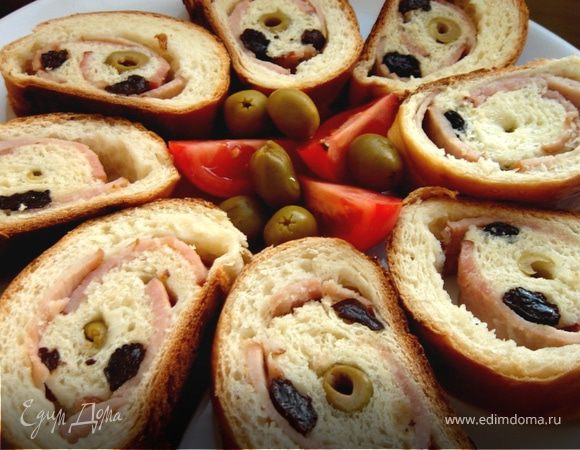 Венесуэльский рождественский рулет (Pan de Jamón) Венесуэльский рождественский рулет (Pan de Jamón)