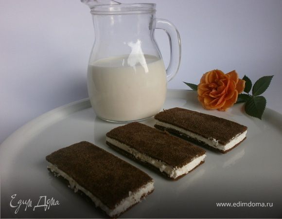 Детский десерт "Киндер фетта аль латте" Детский десерт "Киндер фетта аль латте"