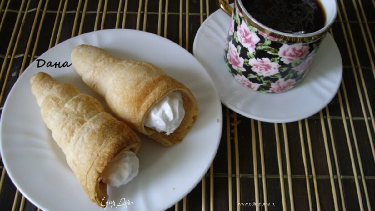 Назад в СССР: пирожные трубочки