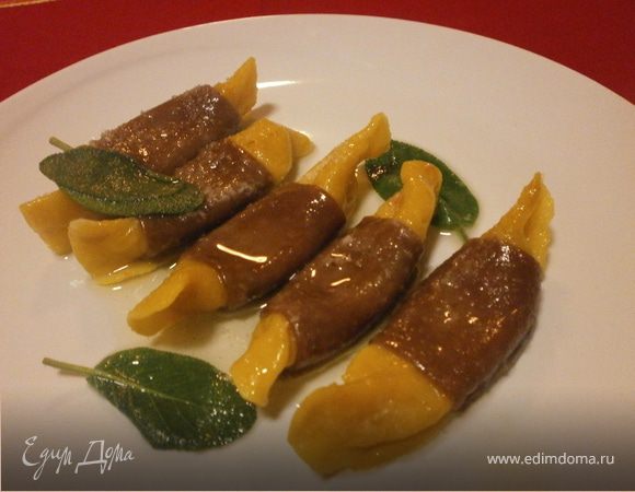 Тыквенно - шоколадные тортеллини с пикантной начинкой