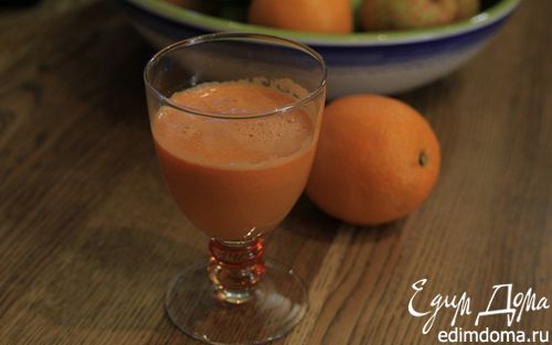 Рецепт Морковный сок со сливами, апельсином и имбирем