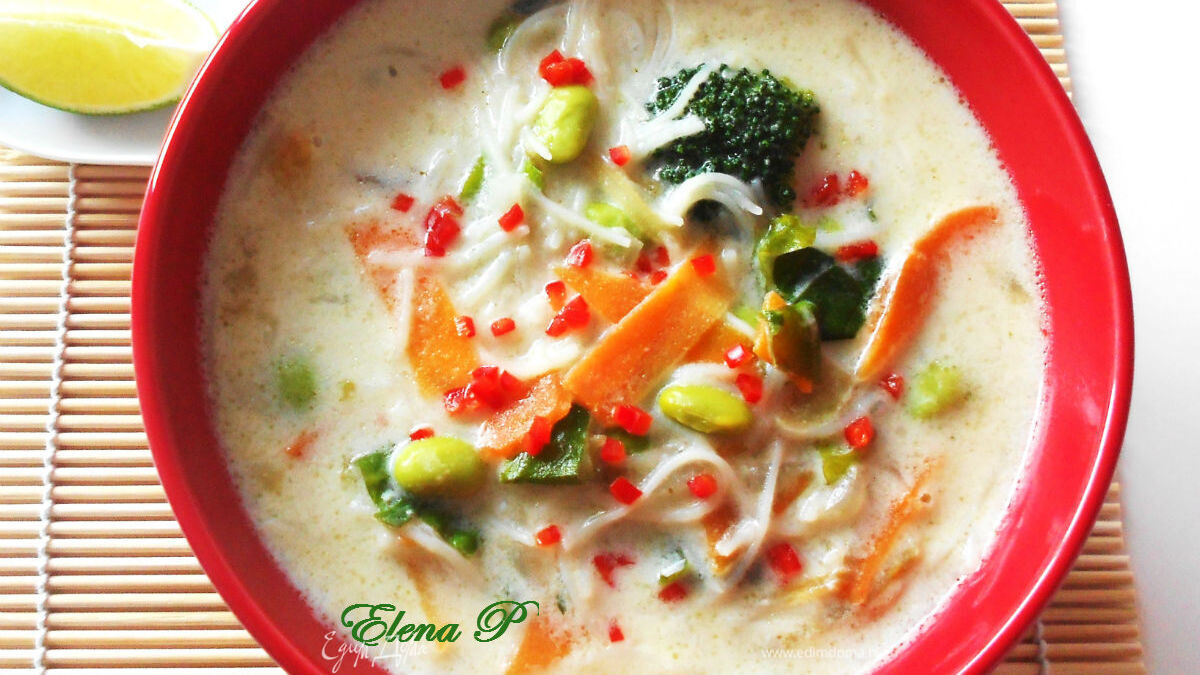 Тайский суп с зеленым карри