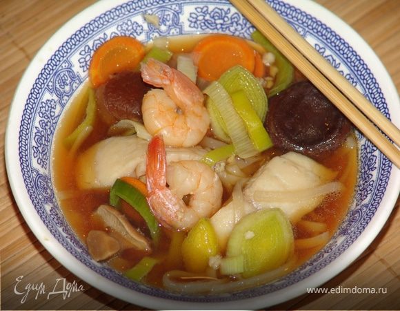 Рыбный суп с креветками Рыбный суп с креветками