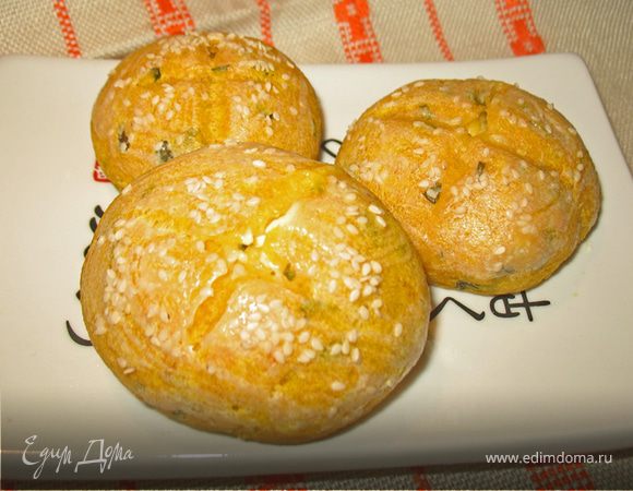 Тыквенные булочки с творожным сыром и зеленью