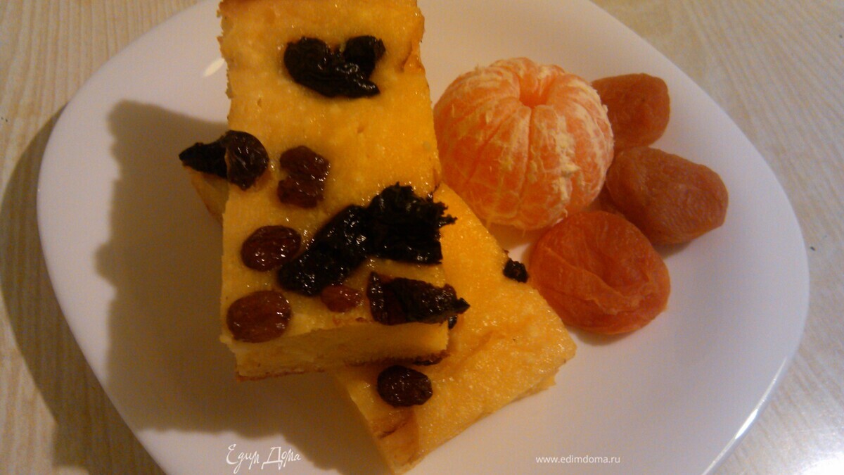 Творожная запеканка с черносливом