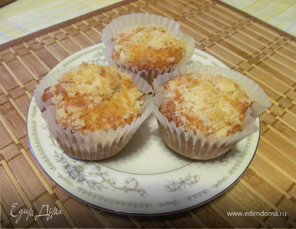 Яблочные кексы со штрейзелем