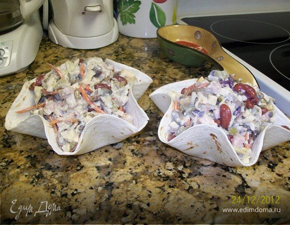 Салат, придуманный по ходу дела, из того, что было Салат, придуманный по ходу дела, из того, что было