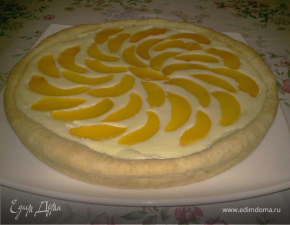 Пирог с творогом и персиками