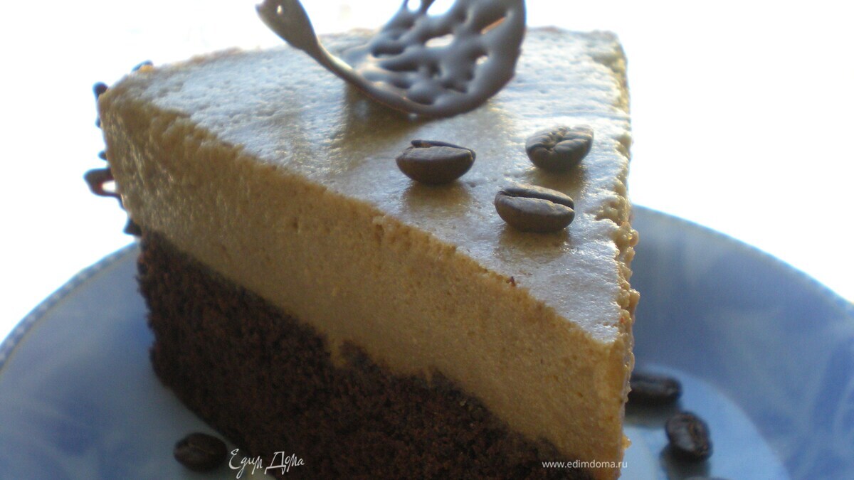 Торт "Капучино" c кремовым ликером и нотками кофе + шоколадные фигурки пейсли