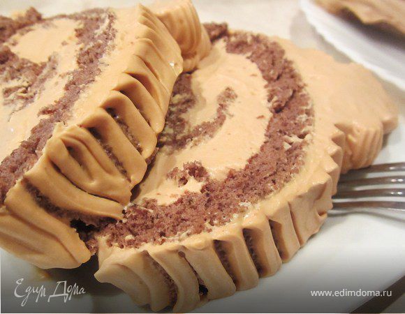 Рулет шоколадно-карамельный Рулет шоколадно-карамельный