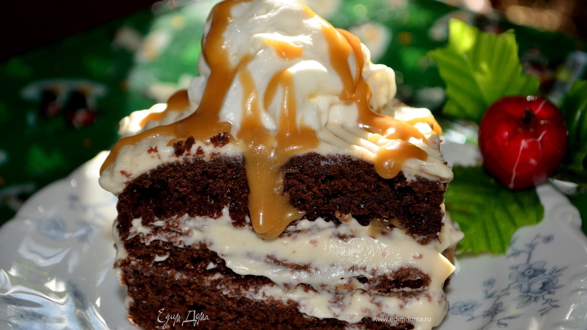 Шоколадно-карамельный брауни