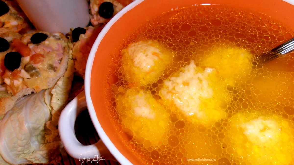 Бульон "послепраздничный" с сырными клецками