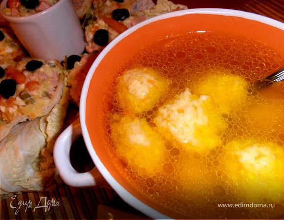 Бульон "послепраздничный" с сырными клецками