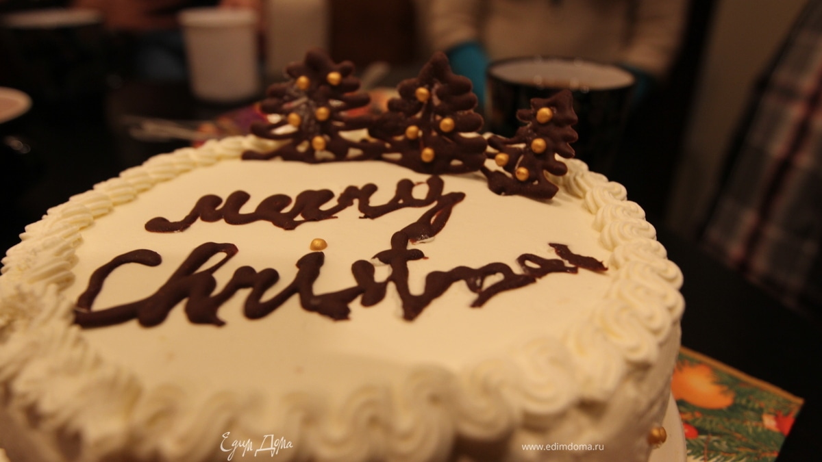 Рождественский торт. Бисквит в мультиварке