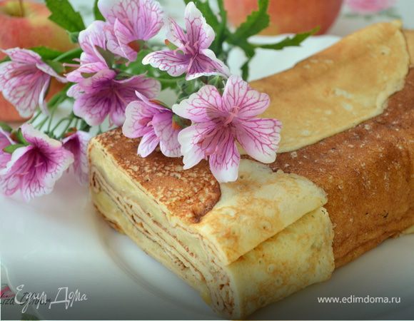 Блинный террин с ароматной яблочной начинкой Блинный террин с ароматной яблочной начинкой