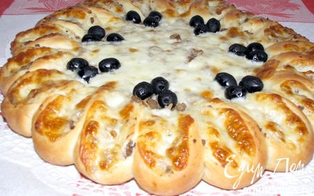 Рецепт Мясной пирог "Ромашка"