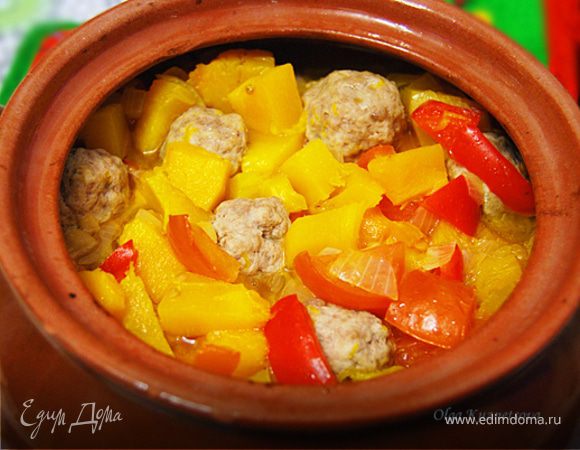 Тыква в горшочке с мясными шариками