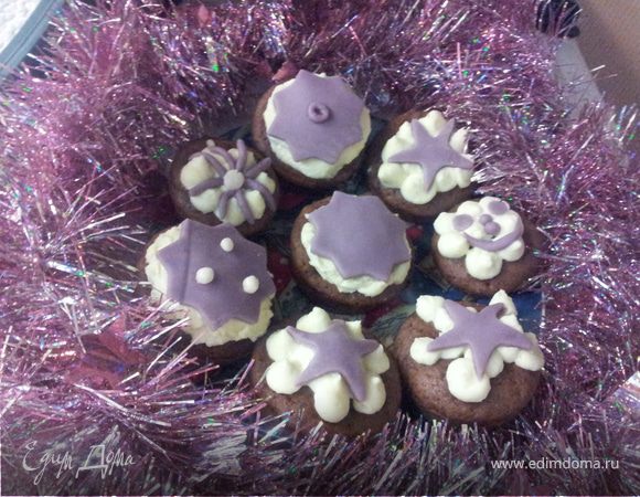 Капкейки с сюрпризом и сырным кремом Капкейки с сюрпризом и сырным кремом