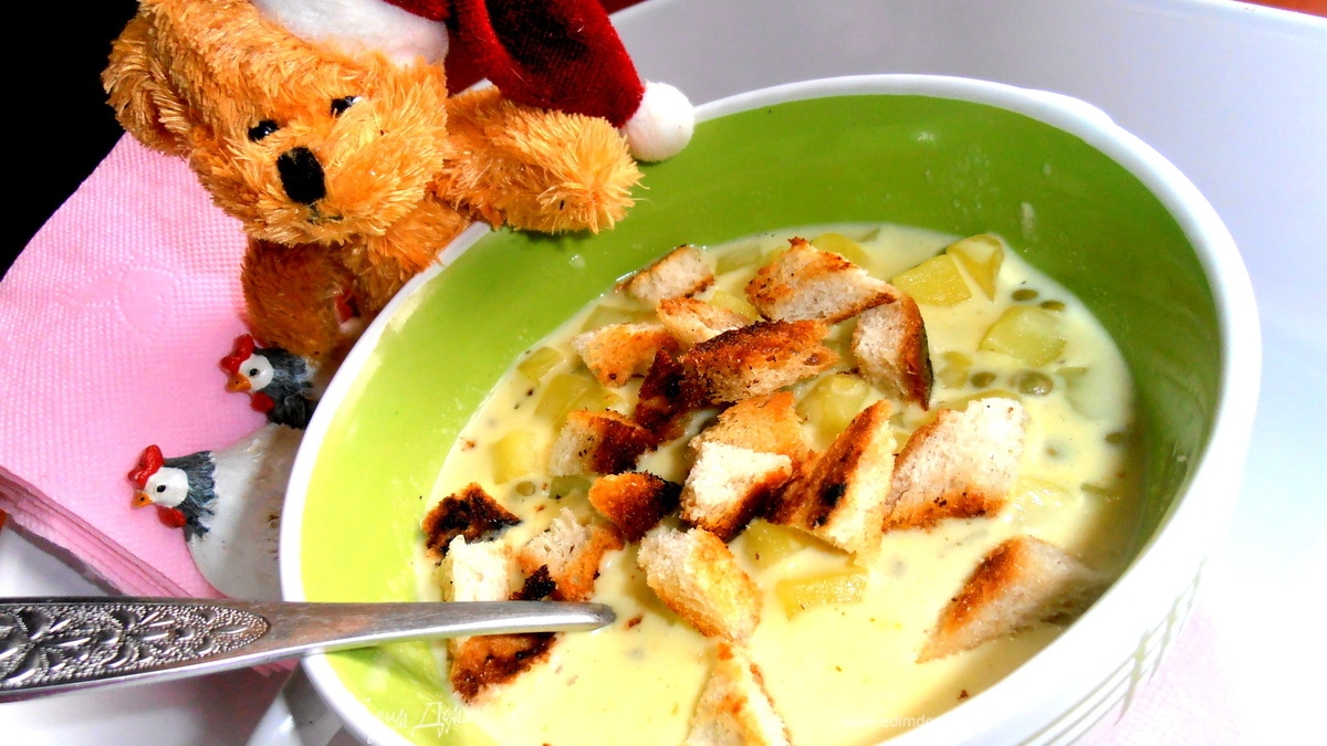 Любимый сырный супчик сына