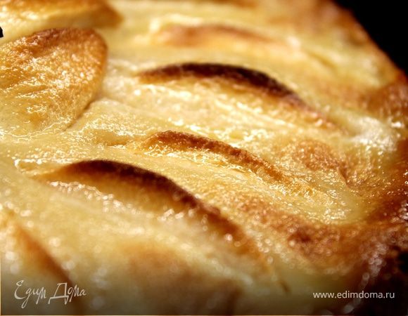 Яблочный тарт с карамельным кремом Яблочный тарт с карамельным кремом