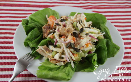 Рецепт Витаминный салат из зимних овощей и курицы