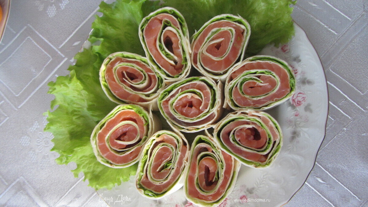 Лаваш с красной рыбой