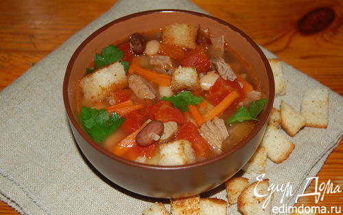 Рецепт Фасолевый суп с крутонами