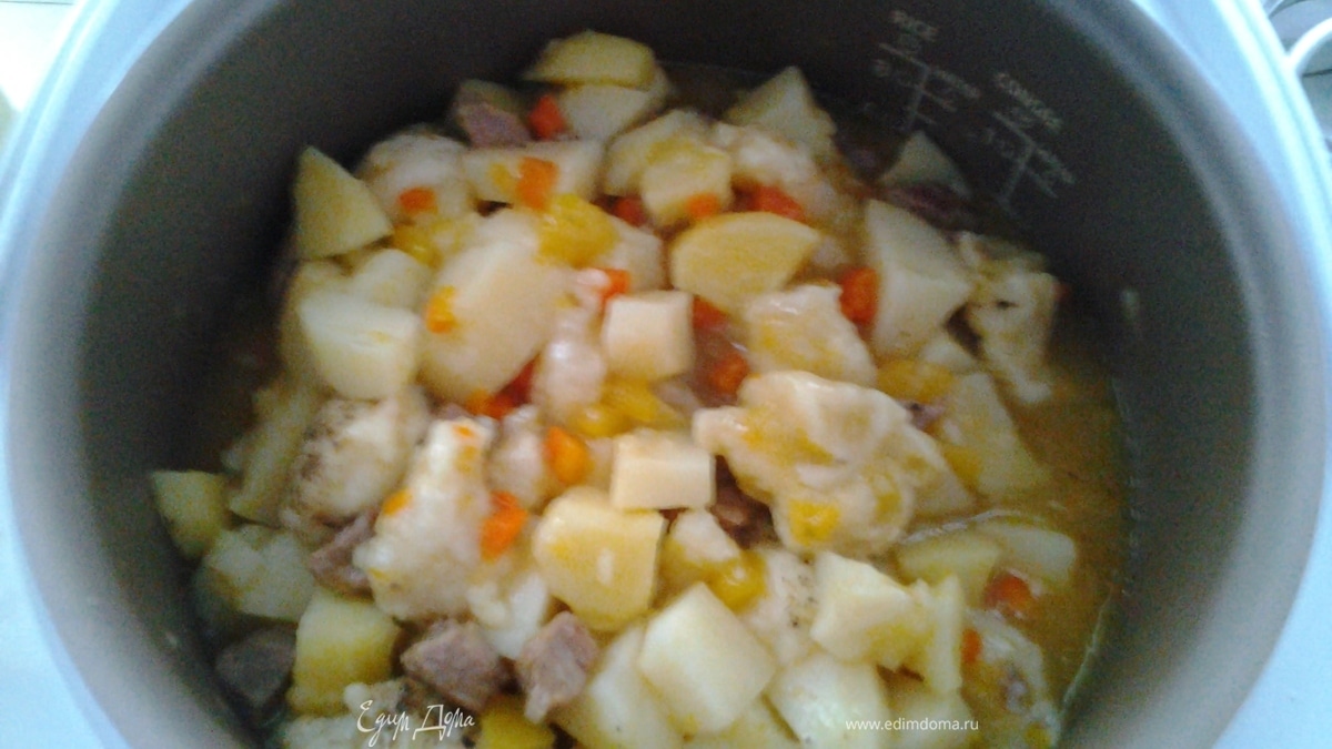 Говядина с овощами в мультиварке