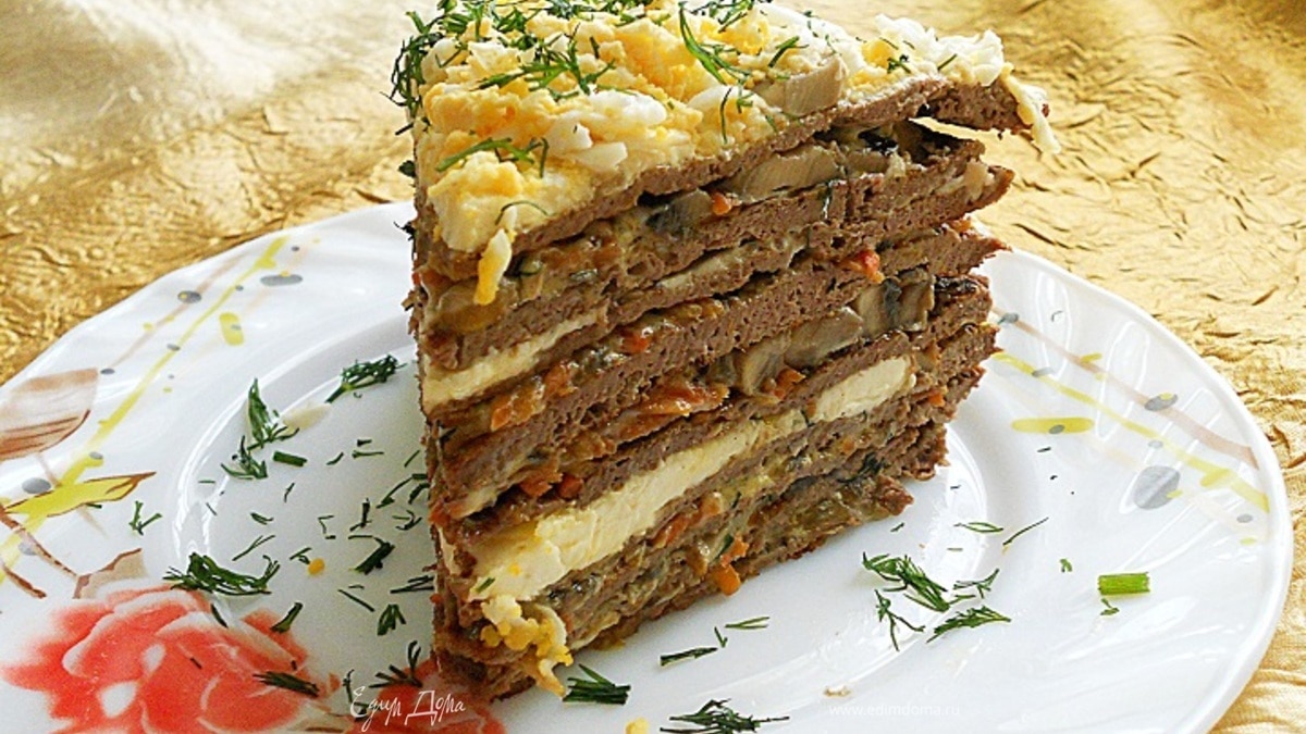Печеночный торт с грибами