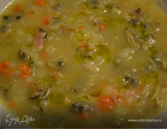 Супчик с моллюсками и беконом (Zuppetta di vongole) Супчик с моллюсками и беконом (Zuppetta di vongole)
